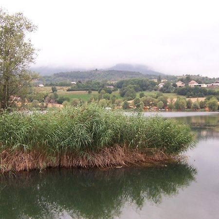 Camping La Motte Flottante La Freissinouse Exterior foto
