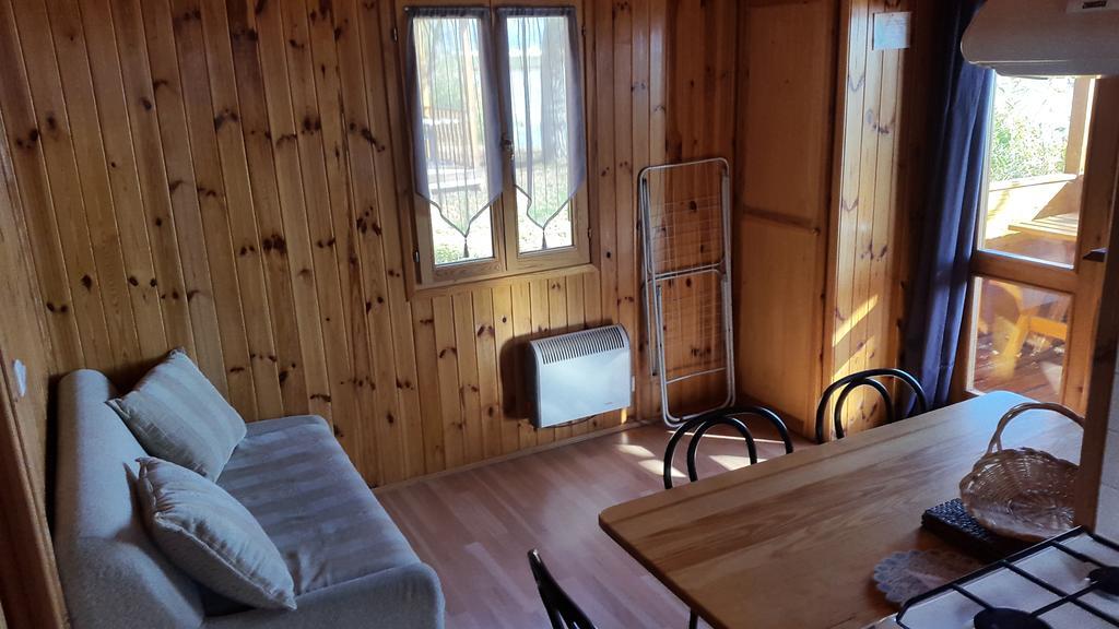 Camping La Motte Flottante La Freissinouse Exterior foto