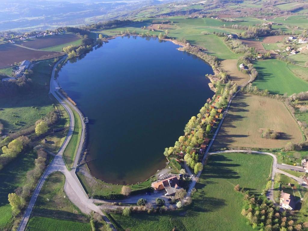 Camping La Motte Flottante La Freissinouse Exterior foto